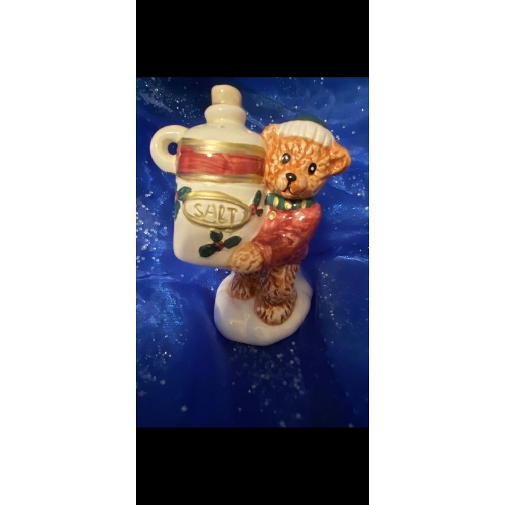Vintage Mid Century Santa Claus Ceramic Salt and Pepper Shakers from‎ Japan - Picture 7 of 12